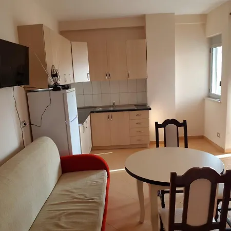 Apartment Home 3*